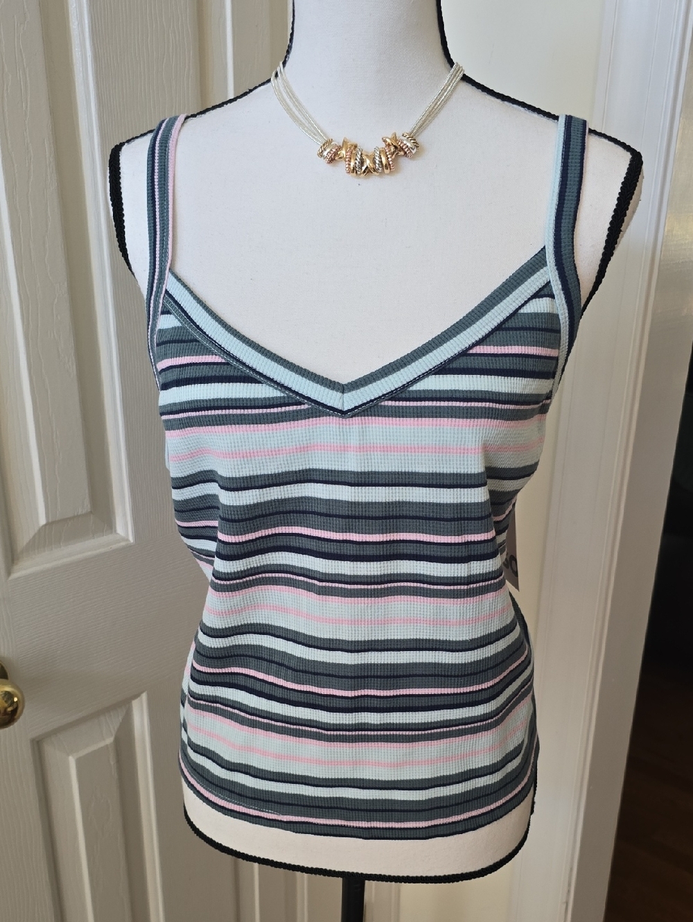 SO BRAND WOMENS PLUS JUNIOR SIZE SUMMER PINK STRIPED "WAFFLE" TANK SIZE 2X
